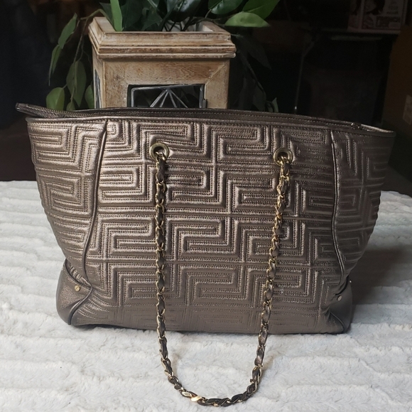 💋TRADED 💋Versace handbag 👜 - Picture 2 of 15